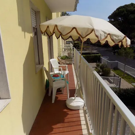 In 25161 Apartment *